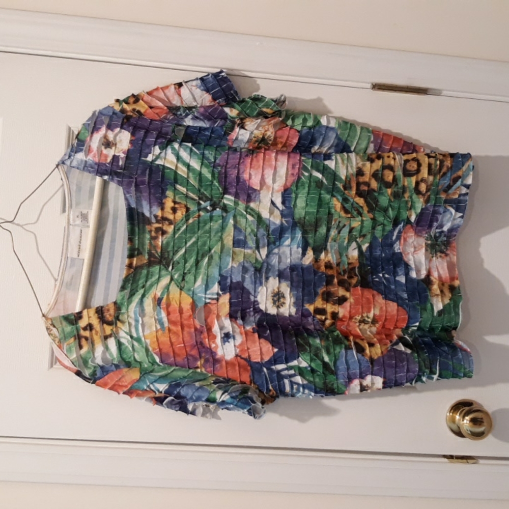 Alfred Dunner floral and leopard print blouse